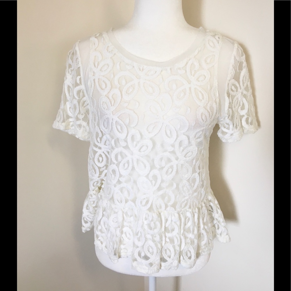 Beautiful Kimchi Blue crochet lace peplum top!